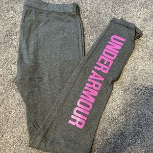 Under armour leggins size medium